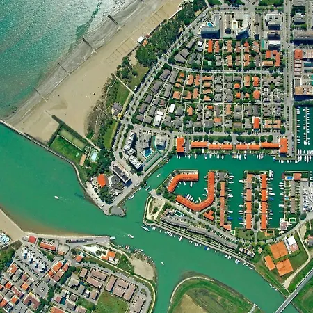 Modern Seaside Flat By The Pool - Beahost * Caorle