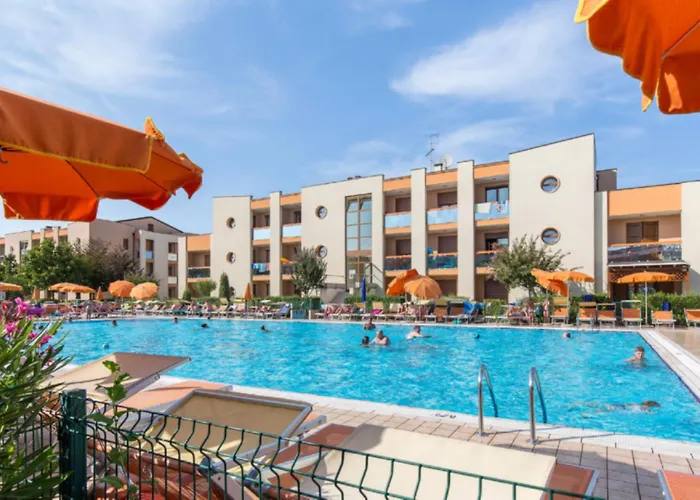 Villa Modern Seaside Flat By The Pool Caorle